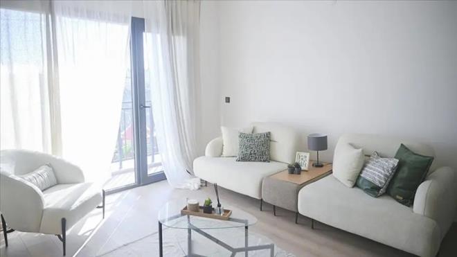 1+1 VE 2+1 EVLER NASIL OLACAK?<p>    Proje kapsamnda 200 bin adet 80 metrekarelik 2+1, 150 bin adet 65 metrekarelik 2+1 ve 150 bin adet 55 metrekarelik 1+1 konutlar sata sunulacak.