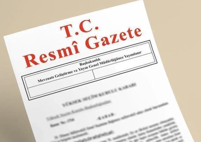 <strong>10 MWh ST N VE APARTMAN VE STELERDE ZORUNLU</strong><br>Karara gre, yllk tketimi 10 MWh zeri olan abonelerde sayalar zorunlu olarak Akll Saya PRO ile deitirilecek. Apartman ve sitelerde olduu gibi 7 ve zeri saya bulunan panolara 2027-2028 arasnda her pano iin en az 1 adet PRO saya taklacak.