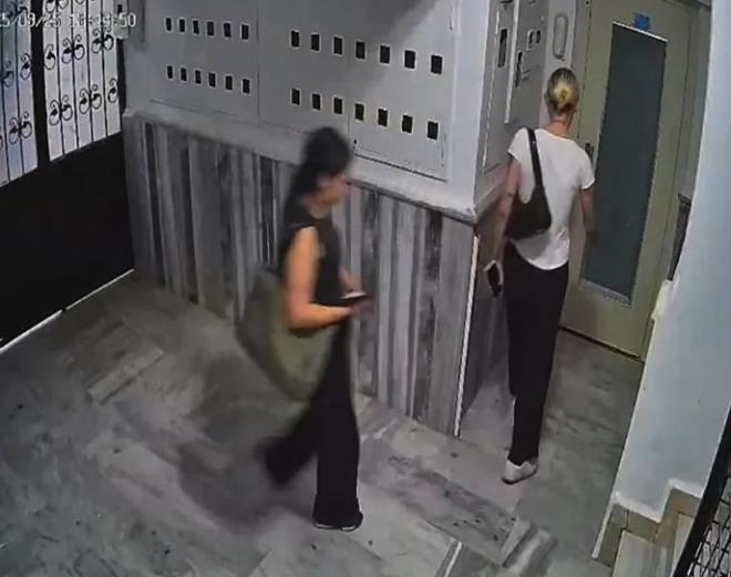 eytan onun yannda ok masum kalr. Ben o gn onu ikna etmemi olsam, Gll abla bir arabayla uurumdan atlacakt. Kafasnda net bir pland. Her zaman dile getirirdi."