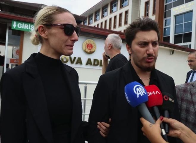 Kutlu, ifadesinde Tuyan'n zaman zaman agresif sylemlerde bulunduunu aktararak, Tuyan'n kendisine, "Abi ben katil olacam? ben bunu ldreceim" eklinde konutuunu iddia etmiti.&nbsp;