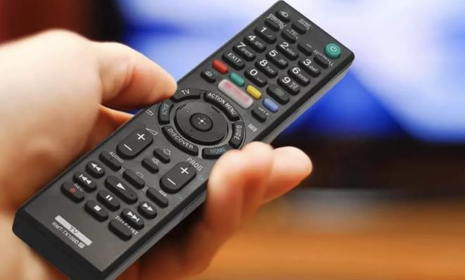 zge zpirinci&nbsp;ve Salih Bademci'nin barollerini paylat NOW TV dizisi "Sakncal", reytinglerde beklenen ilgiyi grmedii iin sadece 5. blmde ekran macerasna son veriyor.