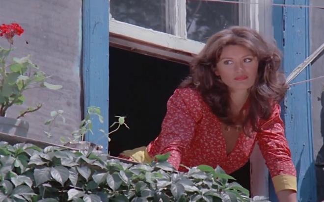 Yeilam'n unutulmaz isimlerinden biri olan usta oyuncu Glen Bubikolu, 71. ya gnnde paylat zarif fotorafla sosyal medyada byk yank uyandrd. Usta oyuncu Bubikolu'nun yllara meydan okuyan gzellii ve duygusal doum gn mesaj gndem oldu. Son hali herkesi artt.