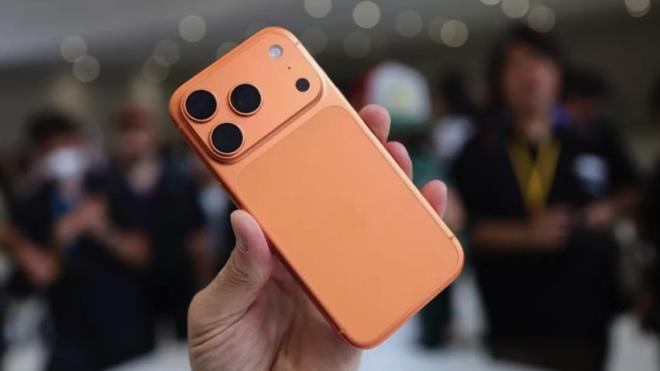 <p><strong>iPhone 17 Pro</strong></p>  <p>TV'li fiyat: 107 bin 999 TL</p>  <p>TV'siz fiyat: 71 bin 999 TL</p>