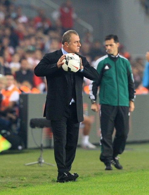 Hollanda karsnda kaan goller Fatih Terim'i adeta ldrtt