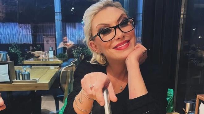 "Gll davas kapatlacakken, bunun dme deil cinayet olduunu syledik diye tehdit ediliyoruz. Tuyan beni ocuumla tehdit ediyor. Sosyal medyada canmla tehdit ediyorlar. Birilerinin iini bozduumuz iin bu ekilde davranyorlar.