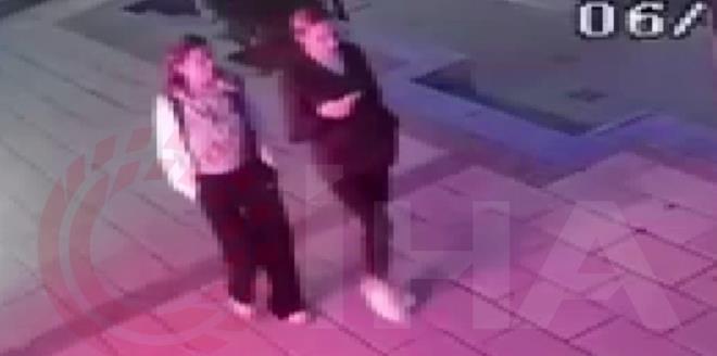 <h2 class="mb-2 mt-4 font-display font-semimedium text-base first:mt-0">Gvenlik kameras grntleri</h2>  <p class="my-2 [&amp;+p]:mt-4 [&amp;_strong:has(+br)]:inline-block [&amp;_strong:has(+br)]:pb-2">Soruturma srerken, Gll'nn kz Tuyan lkem Glter ve arkada Sultan Nur Ulu'nun stanbul Bykekmece'de sokakta yrd anlara ait gvenlik kameras grntleri ortaya kt. Grntlerde ikilinin yakalanmadan ksa sre nce Mimaroba Mahallesi'nde dolatklar grlyor.</p>