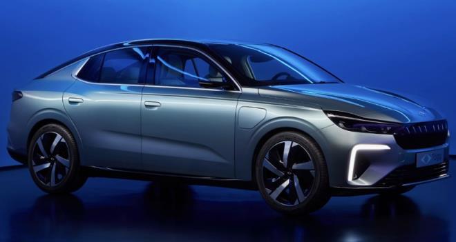 <h0>TOGG ZRVEY KMSEYE BIRAKMIYOR</h0>  <p>Elektrikli otomobil pazarnda yerli marka Togg, T10X ve T10F modelleriyle zirveye yerleti. Ocak-kasm dneminde toplam 31 bin 715 sat gerekletiren Togg, yaklak yzde 20 pazar pay elde etti. Bu baar, zellikle kasm ayndaki 4 bin 235 adetlik satla taland; T10F 2 bin 366, T10X ise 1 bin 869 adetle listenin st sralarn domine etti. Togg'un bu performans, yerli retimin ve eriilebilir fiyatlandrmann tketicide yaratt gveni yanstyor.</p>