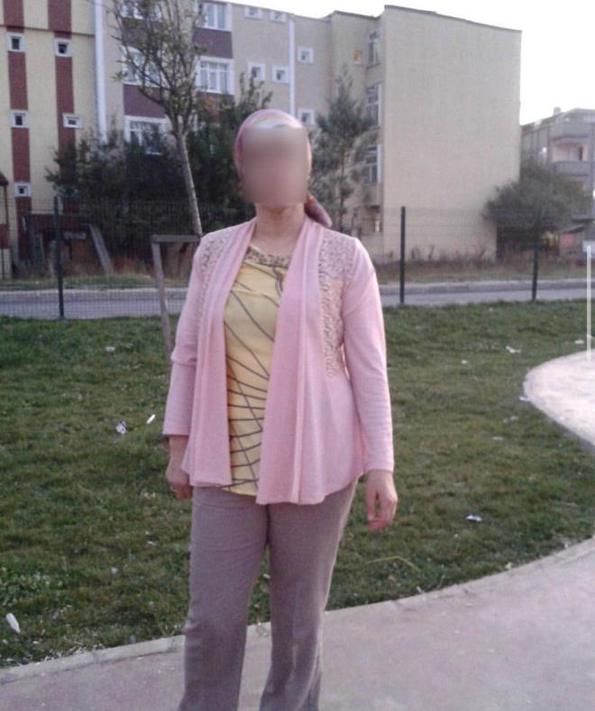 Okul Mutfanda ok ddia: Tavuk Yemeine amar Suyu<br>    Arnavutky'deki eyh amil lkretim Okulu'nda grevli temizlik personeli Z.S.'nin, le yemeinde piirilecek olan tavuk tenceresine amar suyu koyduu ne srld. Durumun ksa srede fark edilmesi zerine okul mdr Y.B., zehirlenme phesiyle karakola giderek personelden ikayeti oldu.