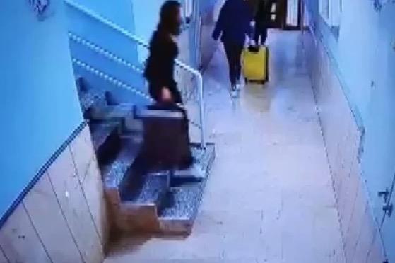 <strong>Uzman yorumlar: Temizleme ilemi effaf myd?</strong><br>  Uzmanlar, TBTAK'n uygulad ses temizleme ynteminin uluslararas standartlara uygunluunu tartyor. Kamuoyunda "effaflk" arlar artarken, yeni raporlarn aklanmas bekleniyor.