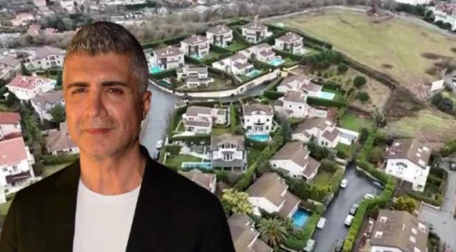 <em><strong>Ailesiyle ya�ad��� maddi sorunlarla g�ndeme gelen �nl� �ark�c� �zcan Deniz mal varl���yla konu�uluyor. Deniz'in saymakla bitmeyen servetiyle ilgili emlak��n�n "20'ye yak�n evi var" s�zleri g�ndem oldu.</strong></em>