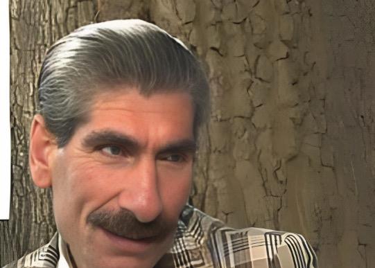 2000'li y�llara damga vuran ve 70 b�l�m ekranlarda olan&nbsp;��lg�n Bedi�&nbsp;halen daha �ok konu�ulan diziler aras�nda yer al�yor.&nbsp;Dizinin oyuncular�n�n son hali s�k s�k merak konusu oluyor. Bunlar aras�nda dikkat �eken bir isimde dizide "Kap�c� Abd�l" karakterini canland�ran Abd�lhamit Dan���r oldu. Dan���r'�n son hali g�ndem oldu...