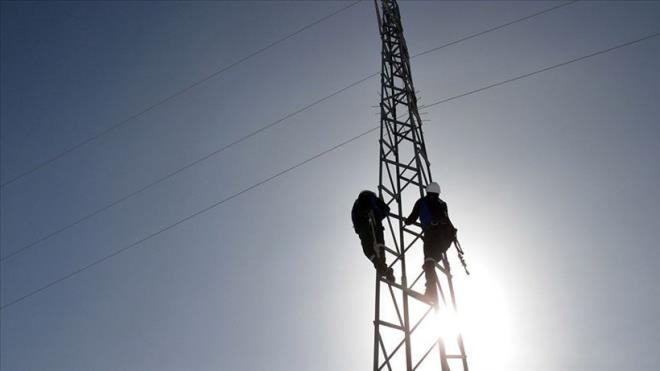 <p><strong>��LE</strong><br>15.12.2025 09:30 - 15:30</p>  <p>Kesinti Nedeni: �EBEKE �Y�LE�T�RME �ALI�MALARI</p>  <p>Etkilenen Cadde / Sokak KARABEYL�, HAMARAT</p>  <p>&nbsp;</p>  <p>15.12.2025 09:30 - 18:00</p>  <p>Kesinti Nedeni: �EBEKE �Y�LE�T�RME �ALI�MALARI</p>  <p>Etkilenen Cadde / Sokak H�SAR, FEST�VAL, MAHMUT DERE, DER�N DERYA, KU�KONMAZ, PLAJLI YOL, Z�HRE, �OBANKIZI, HA�MET, ER���M, EV�M, KIRSAL, KINALITA�, HO�, SARI���EK, D�N�ER, EMSAL, AK�AKESE, EM�R, �MRENL�, G�NE�TEPE</p>  <p>&nbsp;15.12.2025 10:30 - 12:00</p>  <p>Kesinti Nedeni: �EBEKE �Y�LE�T�RME �ALI�MALARI</p>  <p>Etkilenen Cadde / Sokak H�SAR, FEST�VAL, MAHMUT DERE, DER�N DERYA, KU�KONMAZ, PLAJLI YOL, Z�HRE, �OBANKIZI, HA�MET, ER���M, EV�M, KIRSAL, KINALITA�, HO�, SARI���EK, D�N�ER, EMSAL, AK�AKESE, EM�R, �MRENL�, G�NE�TEPE</p>