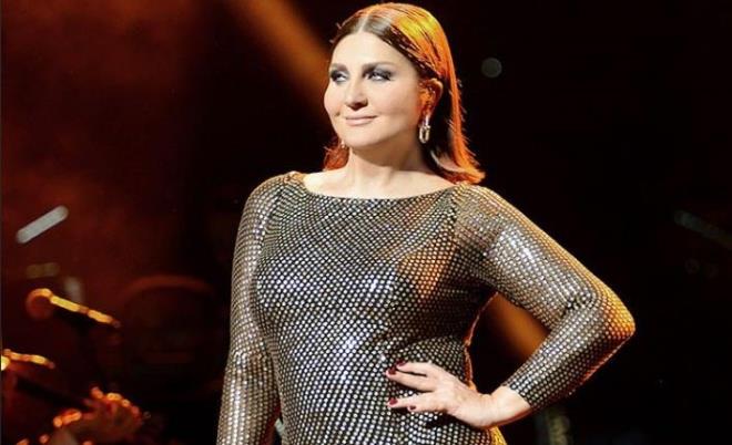 <p><strong>S�BEL CAN</strong></p>    <p>Sibel Can'�n y�lba�� konseri sahne �cretinin<strong> 12 milyon TL</strong> oldu�u iddia edildi.</p>