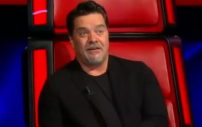 Programda, Beyaz Show'dan izler ta��yan e�lenceli b�l�mlerin yer almas� planlan�rken, ana yap�n�n yar��ma oldu�u vurguland�.