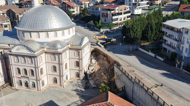 <strong>�hbar M�ft�l��e ula�t�, ekipler harekete ge�ti</strong><br>  M�ft�l�k �al��anlar� hemen Mevlana Camii Dernek Ba�kan� Hamit Kara ve Kur'an kursu yetkilileriyle ileti�ime ge�ti.