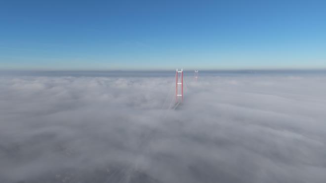 <strong>�anakkale Bo�az� sis nedeniyle kapand�</strong><br>  Yo�un sis sabah saatlerinde etkisini art�rd�. G�r�� mesafesinin d��mesi �zerine �anakkale Bo�az�, saat 08.00 itibar�yla transit gemi ge�i�lerine �ift y�nl� olarak kapat�ld�.