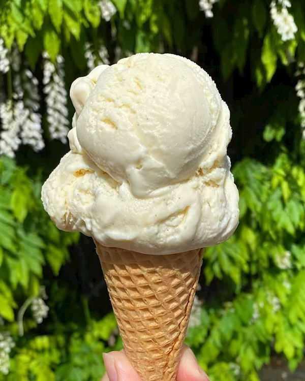 <strong>2- Clotted Cream Ice Cream - �ngiltere</strong>