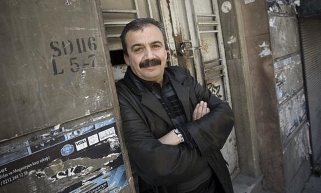 <p>3 May�s 2025</p>  <p>S�rr� S�reyya �nder</p>