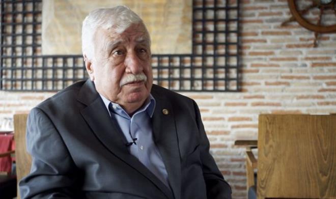 <p>3 Kas�m 2025</p>  <p>Ahmet G�lhan</p>