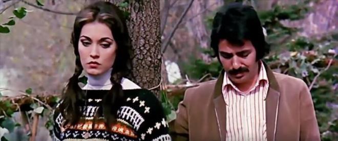 <p><b>�E�ME F�LM�NDE G�YD��� CEKET  M�ZEDE</b></p><p><b>Tayfur hem ilk sinema filmi hem de gi�e rekoru k�ran Ye�il�am filmleri aras�nda kalan projesi, Necla Naz�r'la ba�rol� olduklar� �e�me filmi olmu�tu.</b></p>