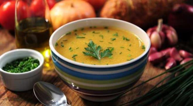 �zellikle uzmanlar�n i�aret etti�i bir baharat, yorgun d��en ba����kl�k sistemimizi canland�r�rken, k���n ihtiyac�m�z olan vitaminleri de en lezzetli yoldan sunuyor.