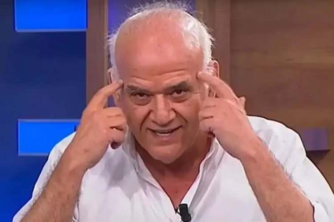 <strong>Mahkeme</strong> �nl� �ark�c� <strong>Hadise'yi hakl� bularak</strong>, spor yorumcusu <strong>Ahmet �akar'�n 50 bin TL manevi tazminat� �demesini h�kmetti.</strong>