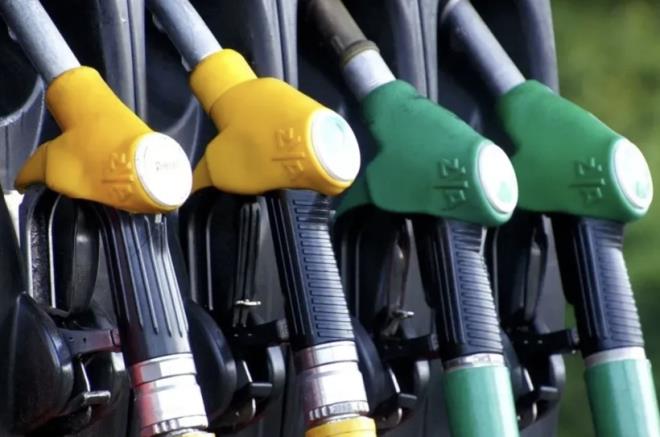 <p><span>LPG</span></p>  <p>�stanbul-Avrupa Yakas�: 28.51 TL<br>�stanbul-Anadolu Yakas�: 27.88 TL<br>Ankara: 28.40 TL<br>�zmir: 28.33 TL</p>