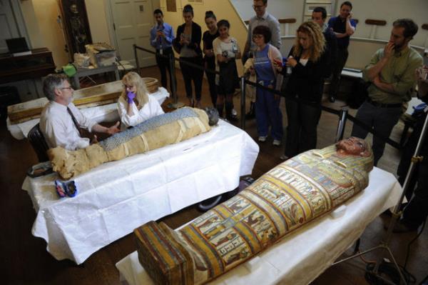 Mumya oksijenle temas edince 1 saatte karard