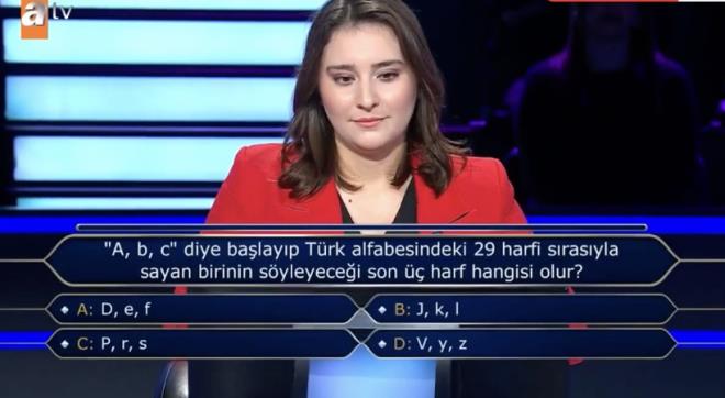 Teredd�t etmeden verdi�i cevapla hataya d��en yar��mac�, do�ru ��kk� g�r�nce b�y�k �a�k�nl�k ya�ad�.