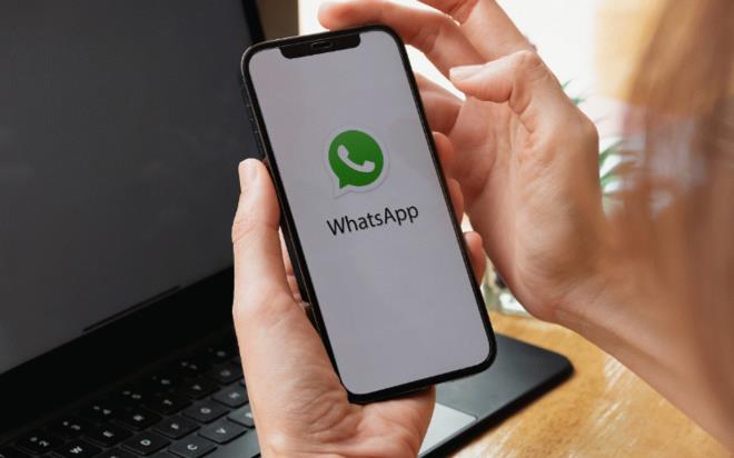 WhatsApp, 1 Ocak'tan itibarek g�ncelleme alamayan baz� eski telefon modelleri i�in deste�i sonland�racak. Bu tarihten sonra s�z konusu cihazlarda uygulama �al��mayacak ve kullan�c�lar mesaj g�nderip alamayacak. Peki WhatsApp hangi telefon modellerinde art�k kullan�lamayacak, sizin cihaz�n�z da bu listede var m�?