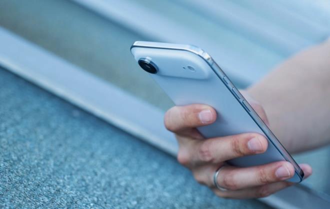 Meta'n�n ald��� karar, g�venlik ve teknik gerekliliklere dayan�yor. Uzmanlar, kullan�c�lar�n veri kayb� ya�amamak i�in yedekleme yapmas�n� ve cihaz uyumlulu�unu kontrol etmesini �neriyor.