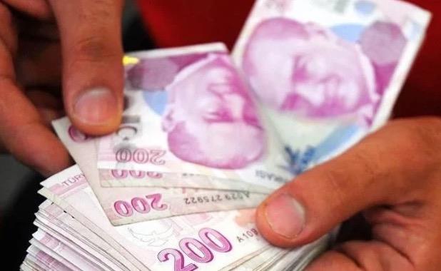 Engellilik derecesine g�re ayl�k 2 bin 400, 5 bin 700 ve 9 bin 900 lira olan indirim tutarlar�, s�ras�yla 3 bin, 7 bin ve 12 bin liraya ��kar�ld�. Ayr�ca 2025 y�l�nda 2 milyon 290 bin 200 lira olan �TV istisnas� tutar�, 1 Ocak 2026'dan itibaren 2 milyon 873 bin 900 liraya y�kseltildi.