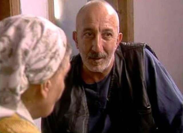 G�zlerden uzak bir ya�am s�ren �nkaya, Beyo�lu'nda g�r�nt�lendi.