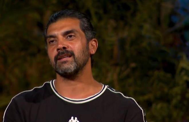 "Bayhan, asl�nda �ok iyi bir pizzac�d�r. As�l mesle�i a���l�kt�r. Biz onunla hi� bir araya gelemedik ama o, birka� arkada��mla �al��t�."