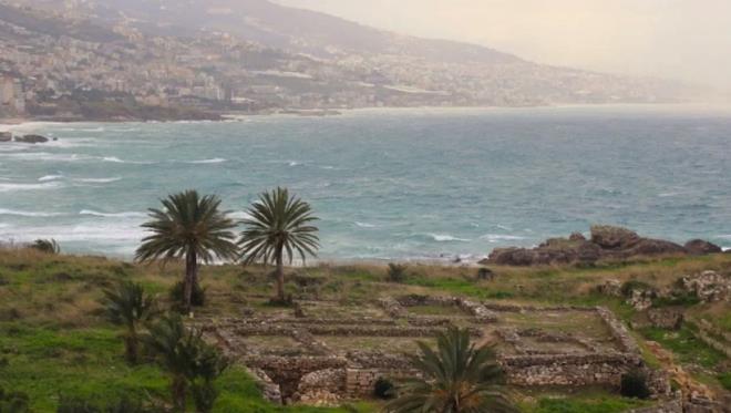 <p><strong>ER�HA (JER�CHO), F�L�ST�N</strong></p>  <p>Arkeolojik bulgulara g�re Eriha'n�n ge�mi�i 10.000 y�l�n&nbsp;�zerine ��k�yor. �nsanl���n tar�ma ge�ti�i ilk d�nemlere tan�kl�k eden bu �ehir, d�nyan�n en eski surlar�na da ev sahipli�i yap�yor. Bug�n h�l� binlerce insan�n ya�ad��� Eriha, medeniyetin ba�lang�� noktalar�ndan biri.</p>