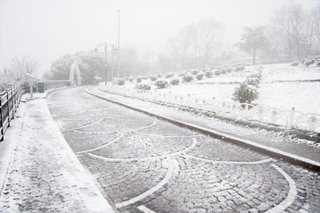 Eski�ehir, Seyitgazi-4,8<br>�anl�urfa, Siverek-4,8<br>Bart�n, Merkez-4,7<br>Elaz��, Sivrice-4,6<br>Ni�de, Uluk��la-4,5<br>Erzincan, Merkez-4,4