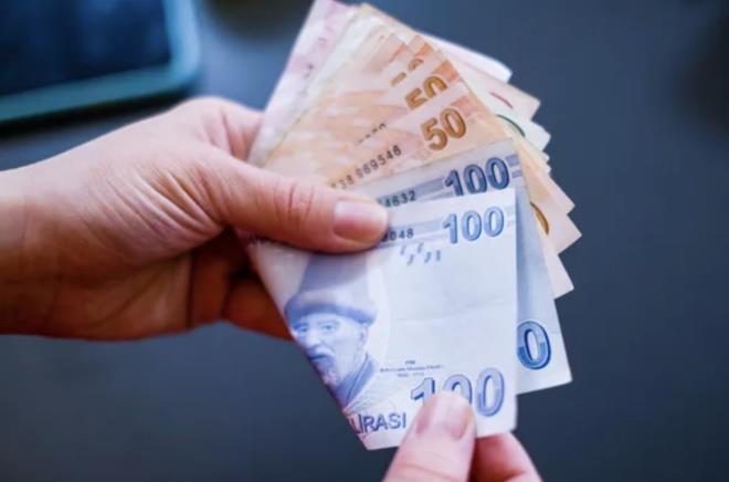 Vatanda�lar�n g�ncel ve resmi bilgilere ula�abilmesi i�in ilgili bankalar�n duyurular�n� ve TOK�'nin resmi internet sitesini takip etmeleri �neriliyor.