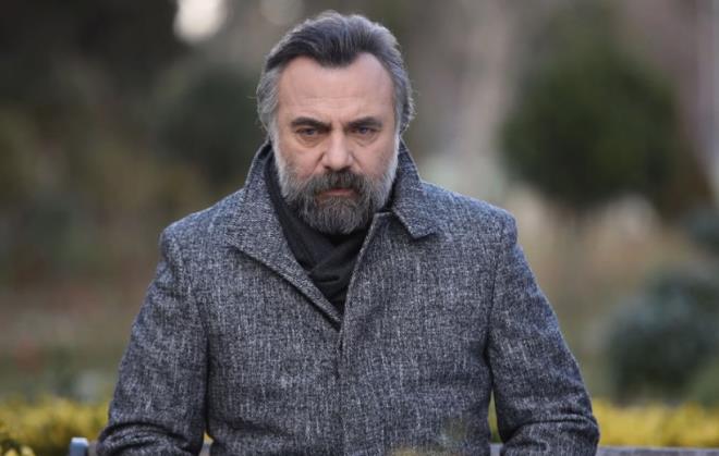 <em>Murat yak�n arkada��md�r ancak fuhu� gibi su�ta arac�l�k yapmam s�z konusu dahi olamaz. Rabia Karaca'y� isim olarak tan�m�yorum. Murat G�librahimo�lu'ndan tan�t�m filmi i�in 100.000 dolar ald�m, sonras�nda bu proje hayata ge�medi�i i�in paras�n� iade ettim.''</em>