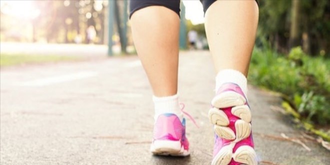 Oxford'lu uzmanlar: G�nde 5 dakika y�r�mek yeterli!