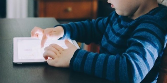 Sosyal medya gen�lerin ruh sa�l���n� bozuyor mu?