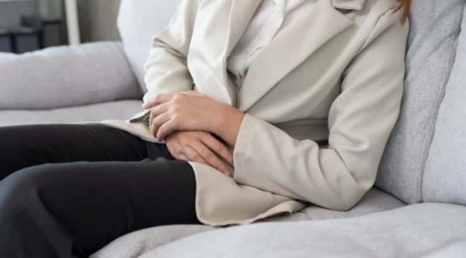 <strong>�i�kinlik, yemeklerden sonra gelen haz�ms�zl�k ve bir t�rl� d�zene girmeyen ba��rsak problemleri, ya�am kalitemizi do�rudan etkiliyor. D�zensiz beslenmenin yan� s�ra stres ve hareketsizli�in de etkili oldu�u sindirim sistemi problemlerini rafa kald�rmak i�in baz� p�f noktalar� hayat�m�za dahil edebiliriz.&nbsp;</strong>