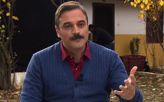 "Geni� Aile",&nbsp;"Oflu Hoca",&nbsp;"Emret Komutan�m",&nbsp;"Cenazemize Ho�geldiniz",&nbsp;"Aile Terbiyesi"&nbsp;ve&nbsp;"Adalet"&nbsp;gibi dizilerde canland�rd��� karakterlerle haf�zalara kaz�nan �nl� oyuncu Ufuk �zkan, karaci�er yetmezli�i nedeniyle bir s�re �nce hastaneye kald�r�ld�.