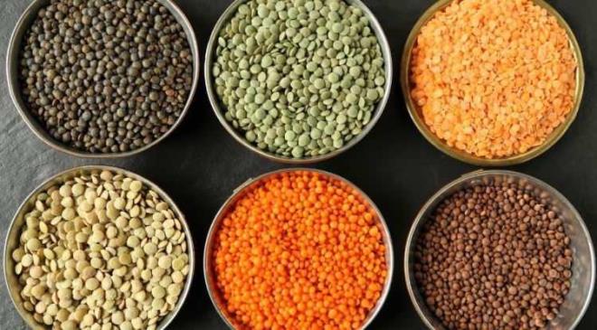 Sa�l�kl� bir beslenme rutini i�in �o�unlukla protein a��rl�kl� et, tavuk, yumurta ya da zengin i�erikleriyle �n plana ��kan sebzelere y�nelsek de topra��n bereketiyle harmanlanan bakliyatlar� unutmamak gerekiyor.