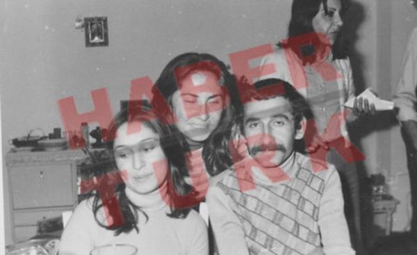 Ticaret Lisesi'nin arivlerinden kan dosyadaki belgelere gre Kldarolu'nun ders notlarnn 10 zerinden 8 ila 10 arasnda deitii ve liseyi okul birinciliiyle bitirdii yeralyor.