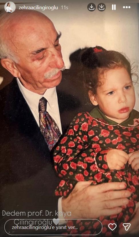 �ilingiro�lu <strong>"Dedem Prof. Dr. Kaya �ilingiro�lu"</strong> notuyla dedesiyle olan k���kl�k foto�raf�n� payla�t�.