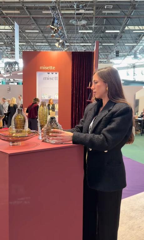 �� mimar kimli�iyle ad�ndan s�z ettiren Zehra �ilingiro�lu, kurucusu oldu�u markas�yla, Paris'te d�zenlenen prestijli Maison&amp;Objet Fuar�'n�n signature b�l�m�ne davet edildi.