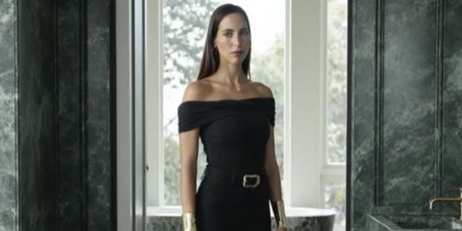 B�y�k anne ve babas�yla payla��mlar� kalpleri �s�tt�