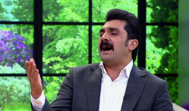 Her yapt���yla s�rekli g�ndemde kalmay� ba�aran&nbsp;Bayhan, bu defa a�k hayat�na dair samimi bir a��klama yapt�. �nl� �ark�c�n�n "platonik a�k" itiraf�, sevenlerini �zd�.