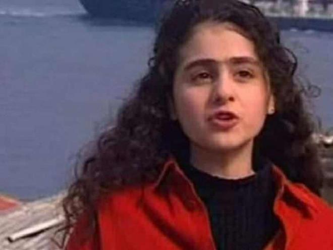 <strong>Tatl�ses'in deste�iyle m�zik d�nyas�n�n sevilen isimlerinden biri olan �nl� �ark�c�, son y�llarda yaln�zca sesiyle de�il de�i�imiyle de �ok konu�uluyor.</strong>