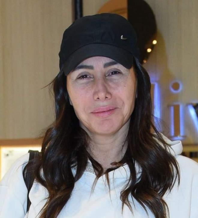 <p><span><strong>"Y�KLER�MDEN ARINMAK �STED�M"</strong></span></p>    <p><strong>Nazif �ahin Karpuz'un haberine g�re; Asena, bar��man�n ard�ndaki nedeni �u s�zlerle anlatt�:</strong></p>    <p><strong>"Neler hissetti�im bana kals�n. Oraya ��k�� sebebim y�klerimden ar�nmakt�.&nbsp;</strong></p>